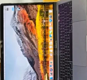 New Laptop Apple MacBook Pro 2019 8GB Intel Core i5 SSD 512GB