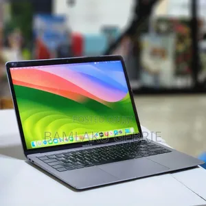 New Laptop Apple MacBook Air 2019 8GB Intel Core I5 SSD 256GB