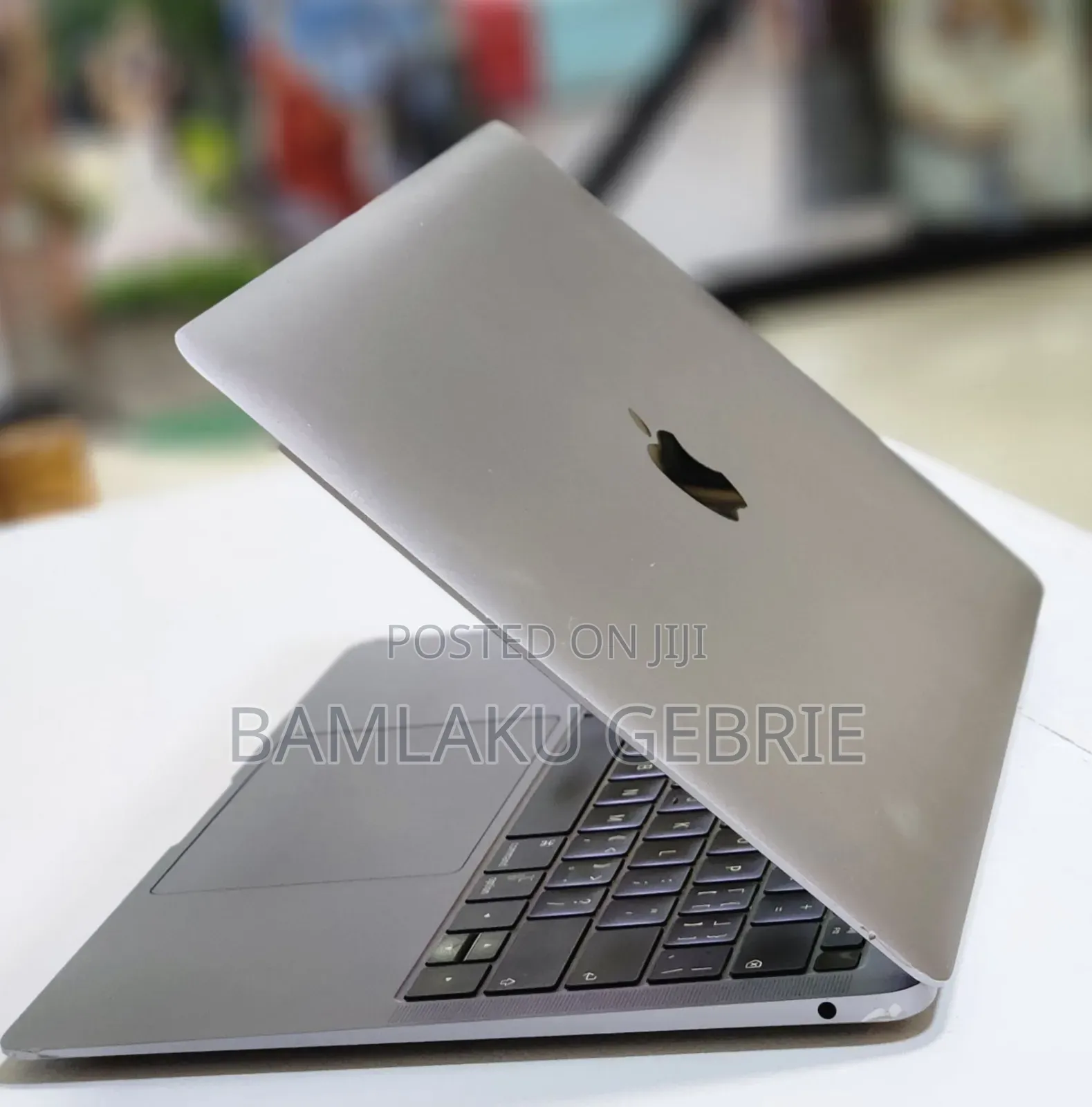 New Laptop Apple MacBook Air 2019 8GB Intel Core I5 SSD 256GB