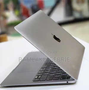 New Laptop Apple MacBook Air 2019 8GB Intel Core I5 SSD 256GB
