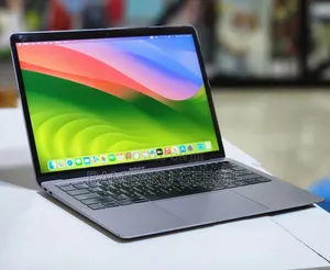 New Laptop Apple MacBook Air 2019 8GB Intel Core I5 SSD 256GB