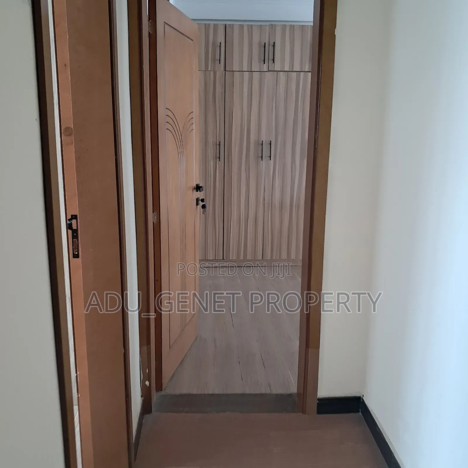 Furnished 3bdrm Apartment in መገና, Yeka for sale