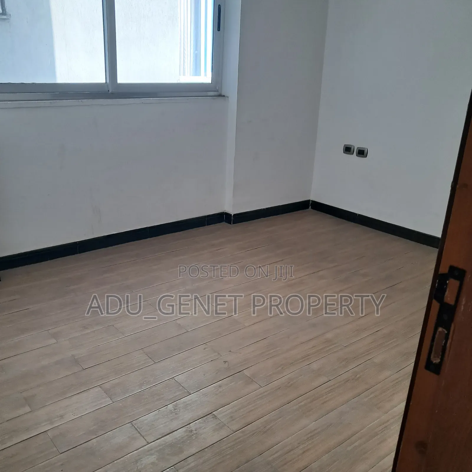Furnished 3bdrm Apartment in መገና, Yeka for sale