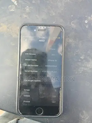 Apple iPhone SE (2020) 128 GB Black