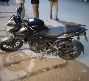 Bajaj Pulsar NS 200 2018 Black