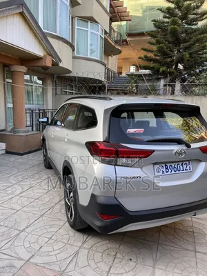 Toyota Rush 1.5 RWD 2021 Silver