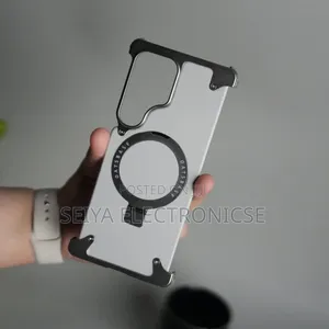 Photo - Freamlass Ultra 25 Phone Case Pure Leather