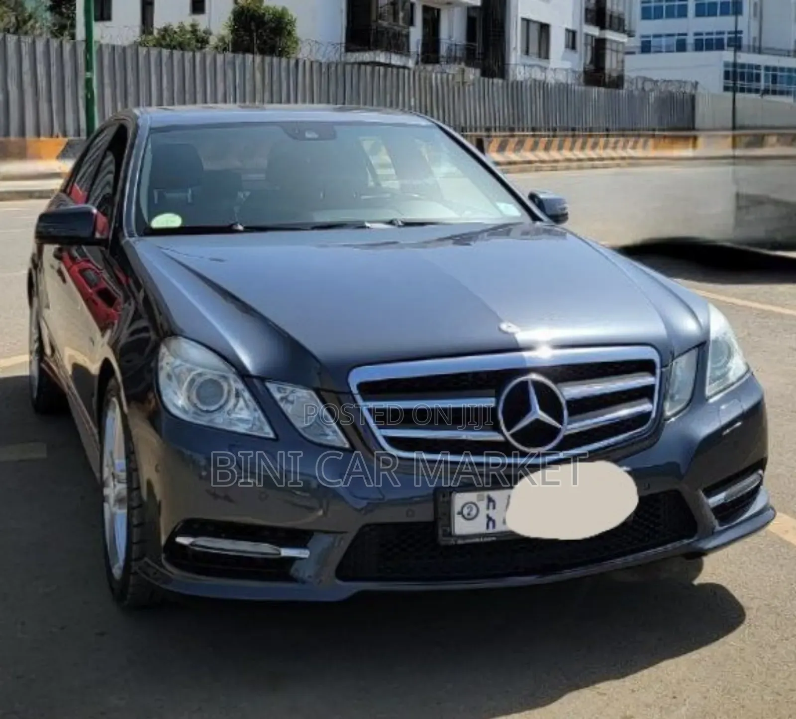 Mercedes-Benz E200 2013 Gray