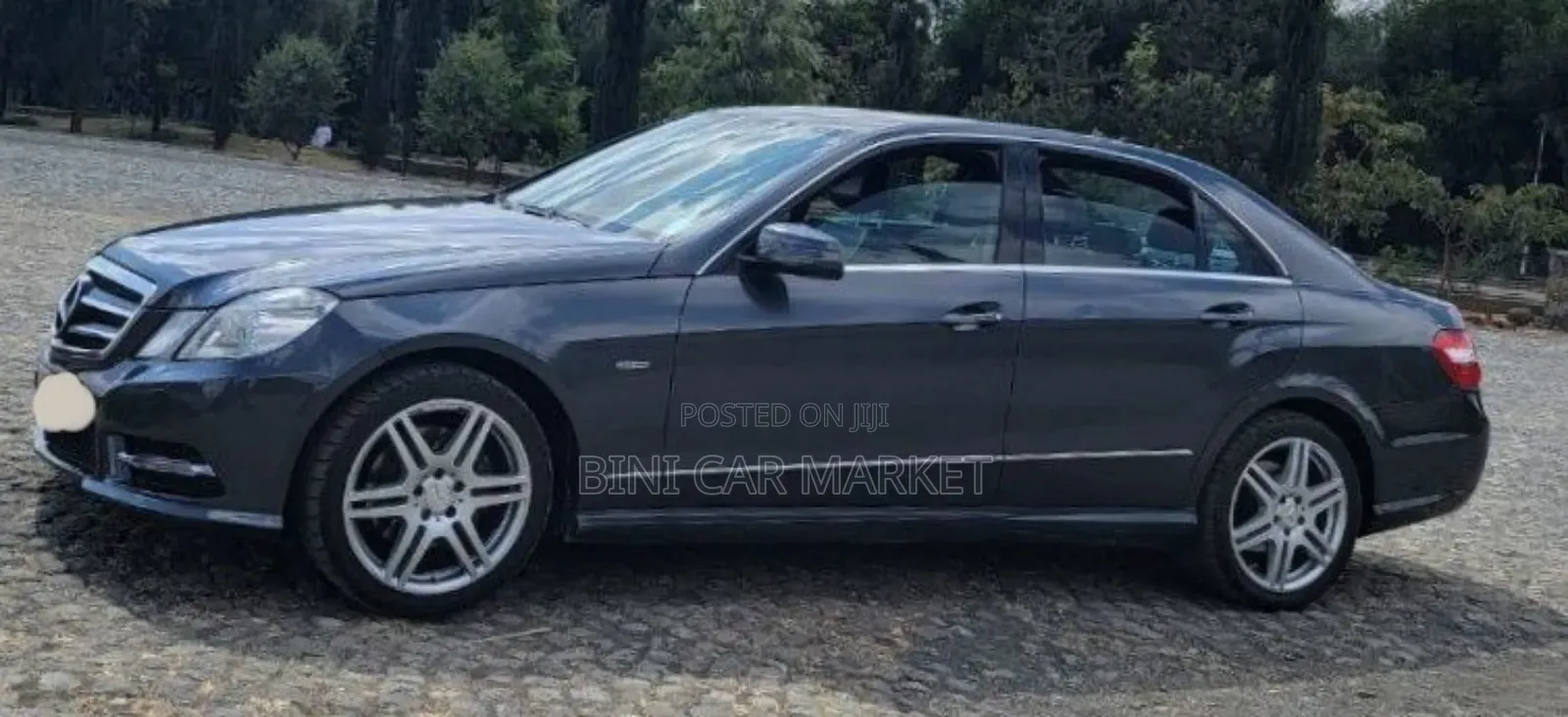 Mercedes-Benz E200 2013 Gray