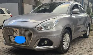 Photo - Suzuki Dzire 2021 Silver