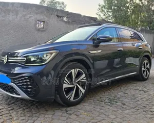 Photo - Volkswagen ID.6 2023 Blue