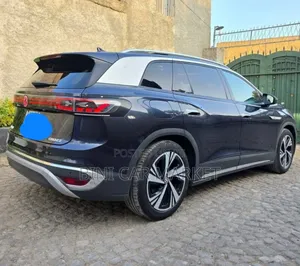 Volkswagen ID.6 2023 Blue