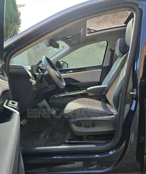 Volkswagen ID.6 2023 Blue