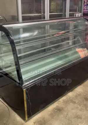 Cake Display / ኬክ ዲስፕለይ