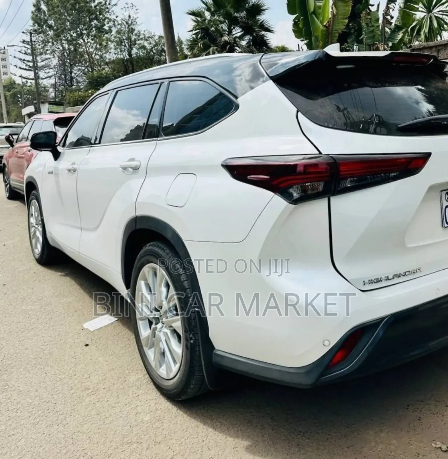 Toyota Highlander Hybrid Limited 2024 White