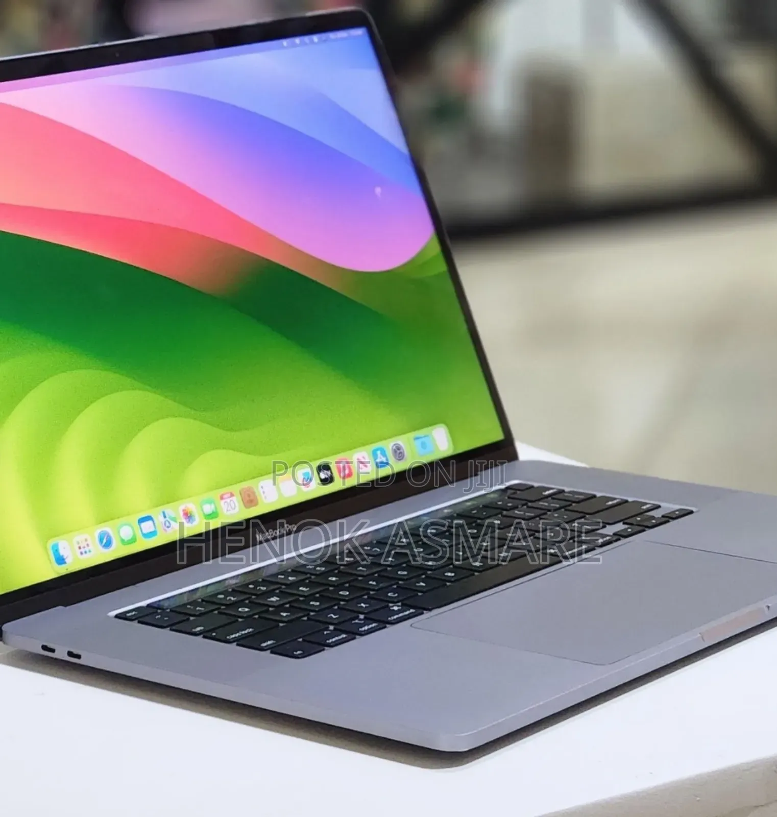 New Laptop Apple MacBook Pro 2019 32GB Intel Core I9 SSD 2T