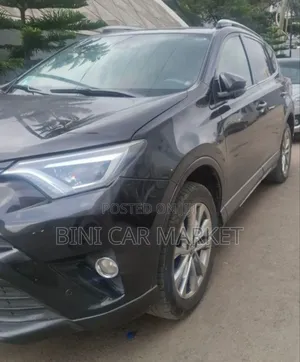 Photo - Toyota RAV4 2018 Black