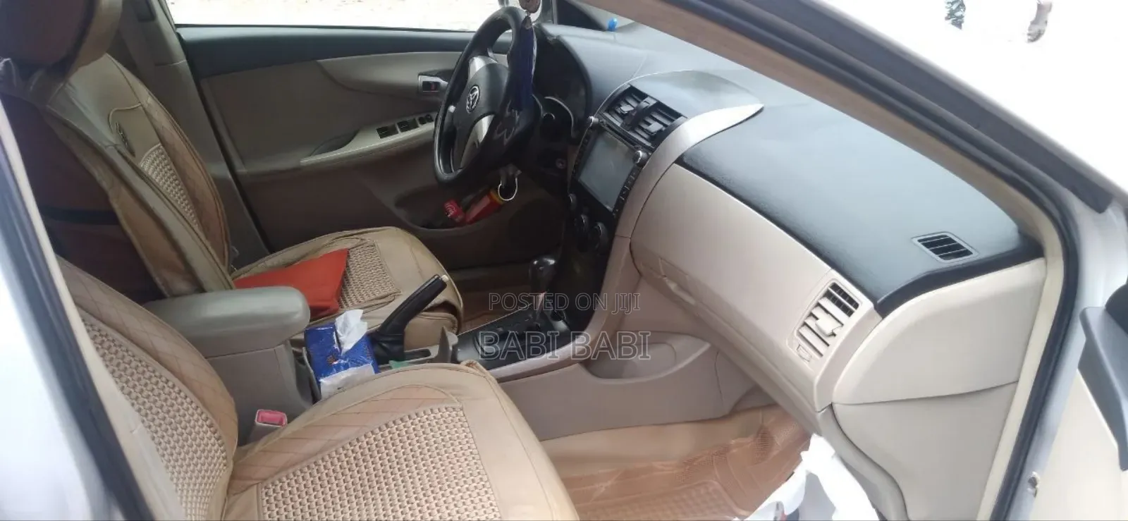 Toyota Corolla 2012 Silver