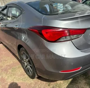 Hyundai Avante 2014 Silver