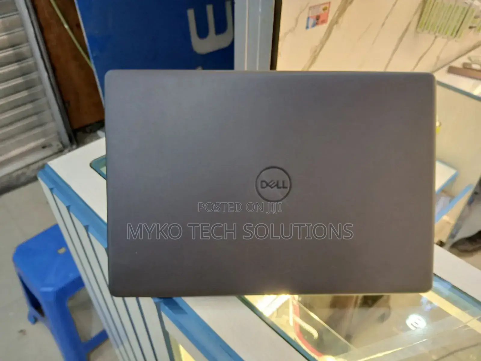 New Laptop Dell Vostro 3500 8GB Intel Core I5 SSD 512GB