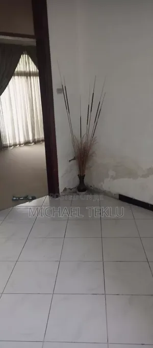 5bdrm House in Bole for sale