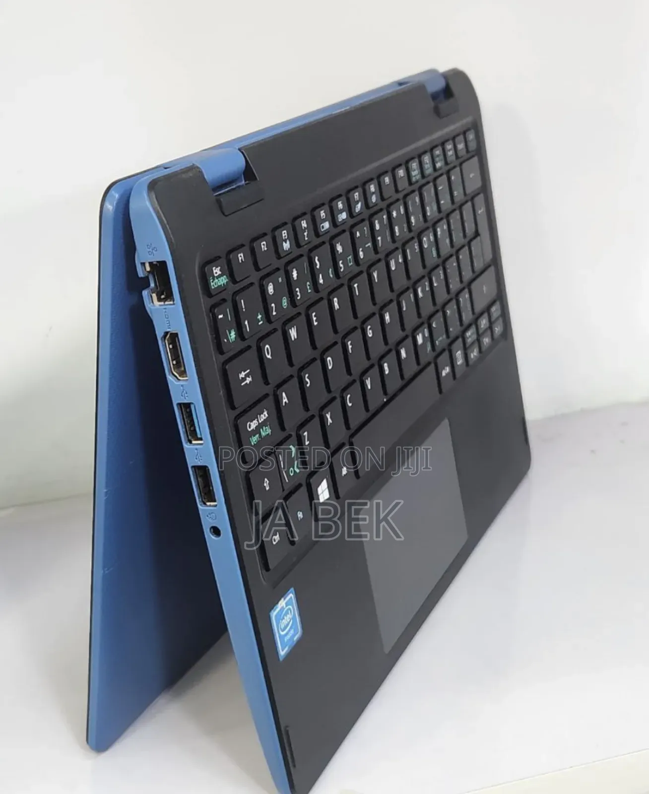 New Laptop Acer Aspire R3-131t 4GB Intel Celeron HDD 500GB