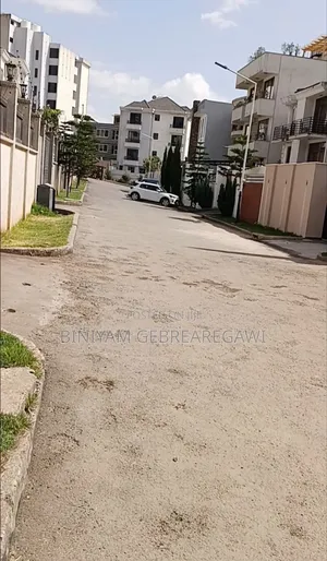 9bdrm House in G+2, Yeka for rent