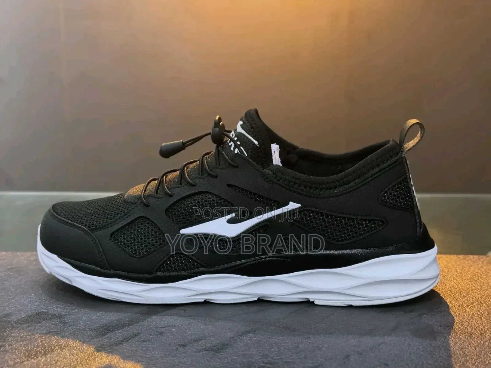 New Arrival Causal Fashion Sneaker