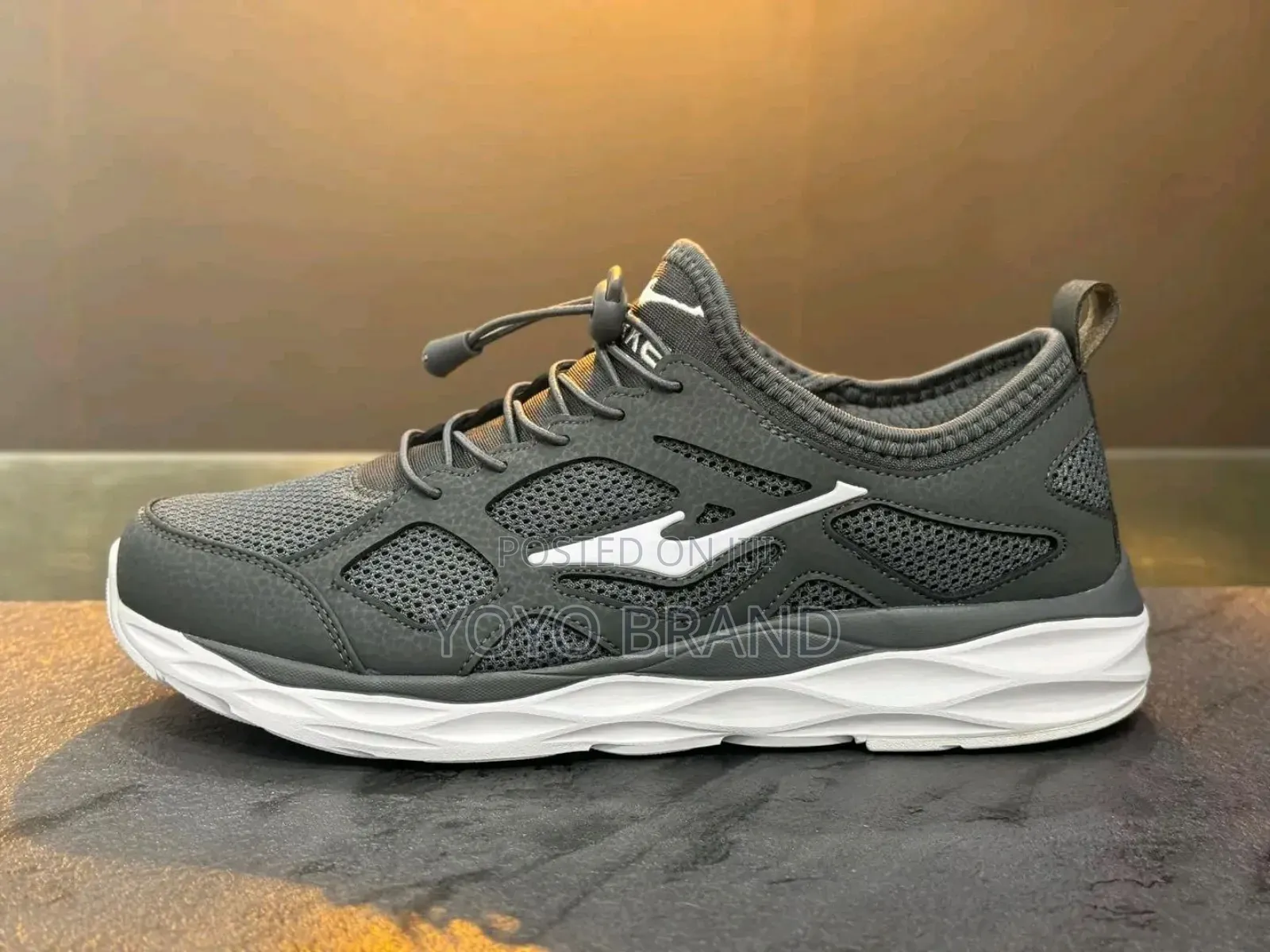 New Arrival Causal Fashion Sneaker