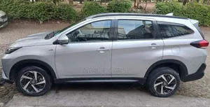 Toyota Rush 2019 Silver