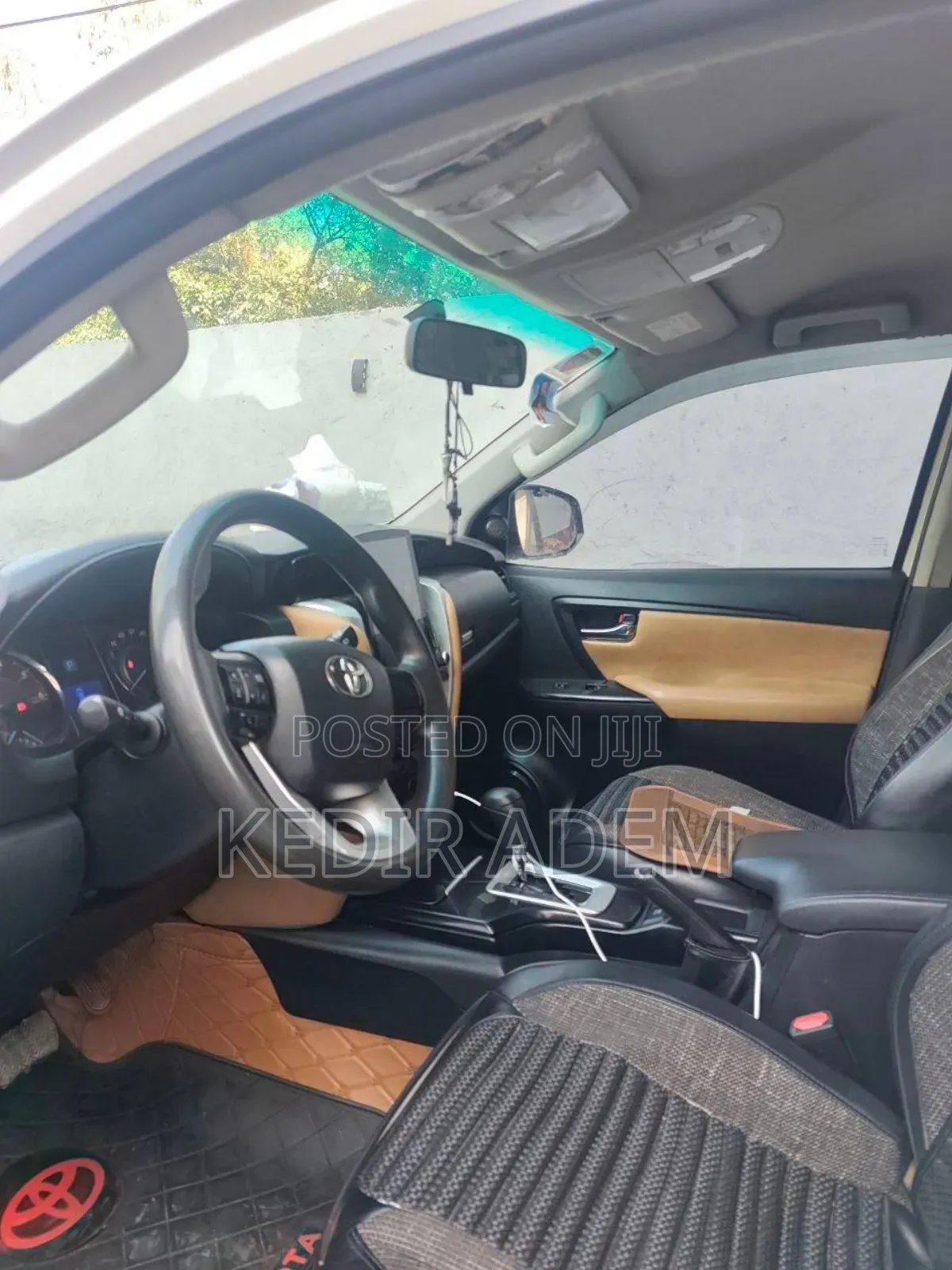 Toyota Fortuner 2018 White