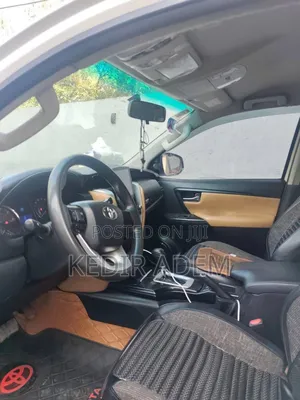 Toyota Fortuner 2018 White