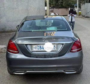 Mercedes-Benz C180 2017 Gray
