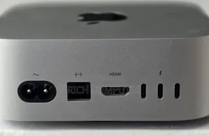 Photo - New Laptop Apple MacBook 64GB Apple M4 SSD 512GB