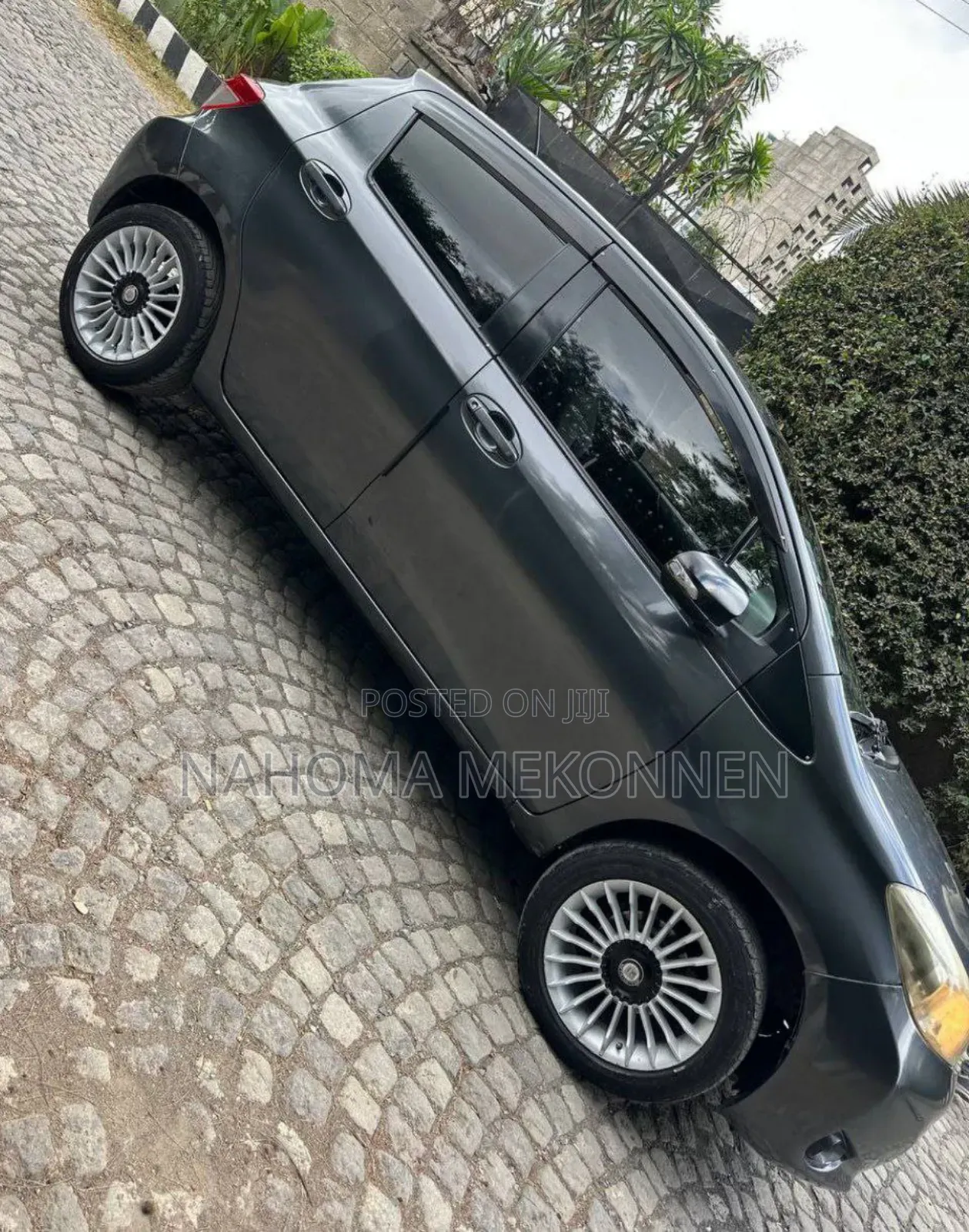 Toyota Yaris 2012 Gray