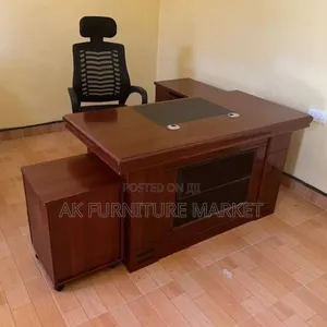 Photo - Executive Manager Table and Chair