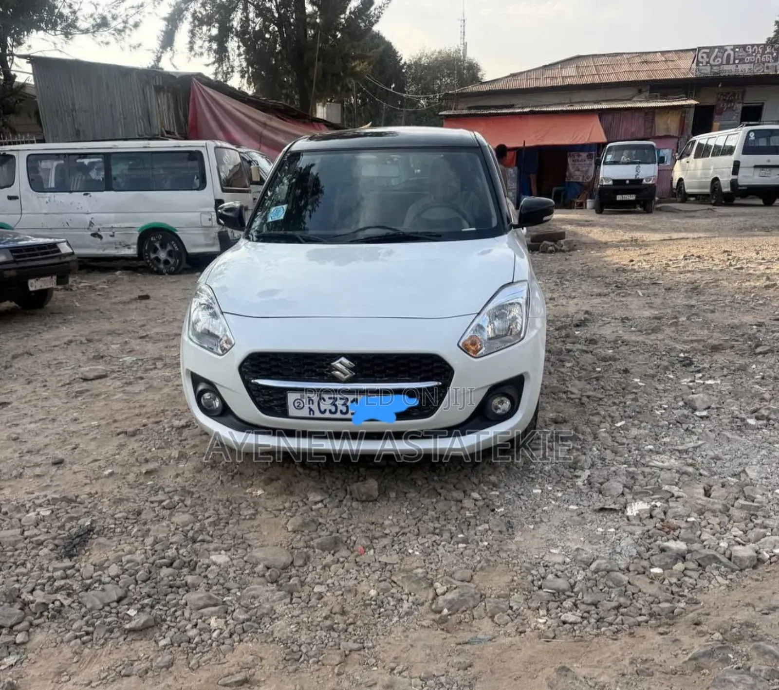 Suzuki Swift 2022 White