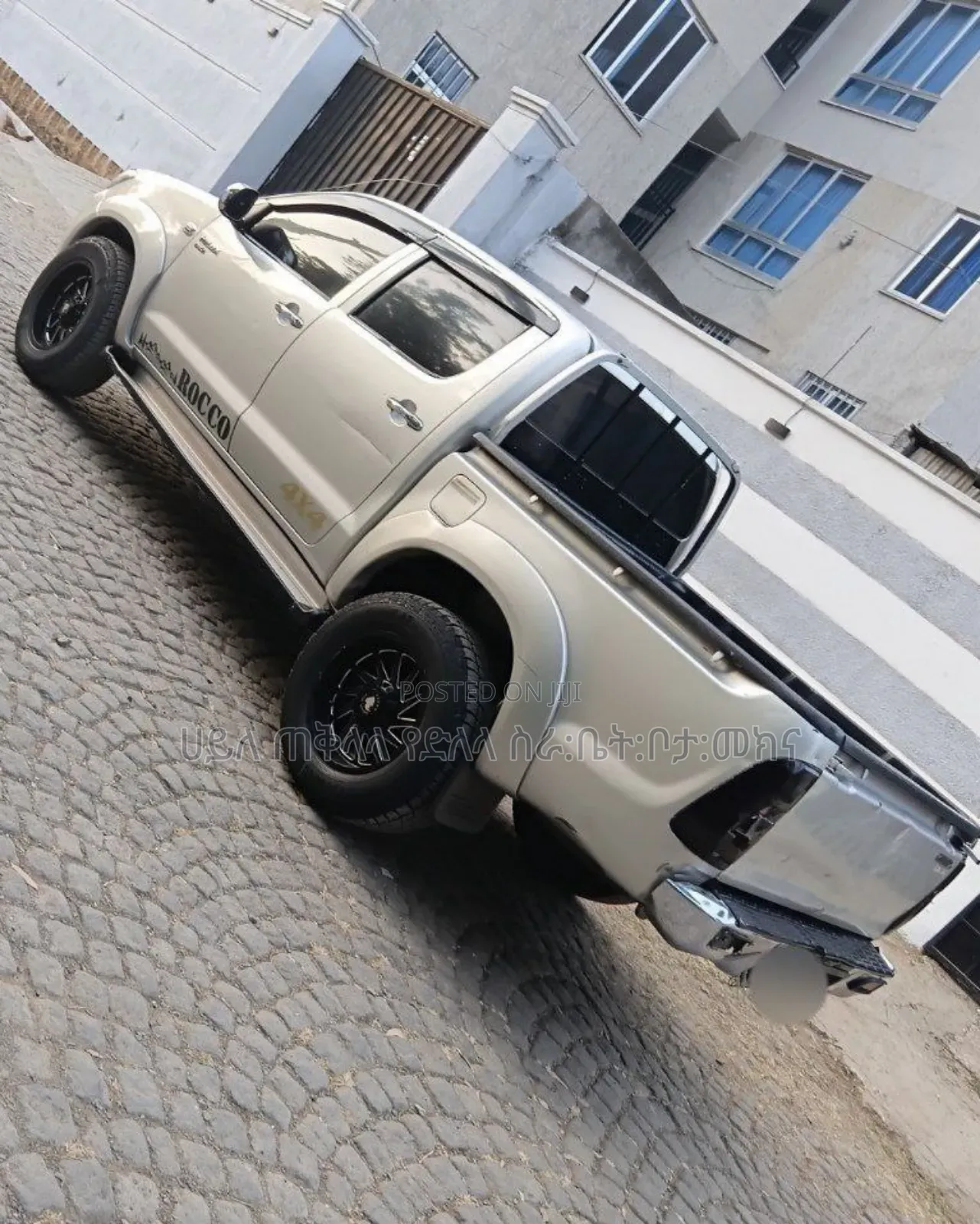 Toyota Hilux 2008 Gold