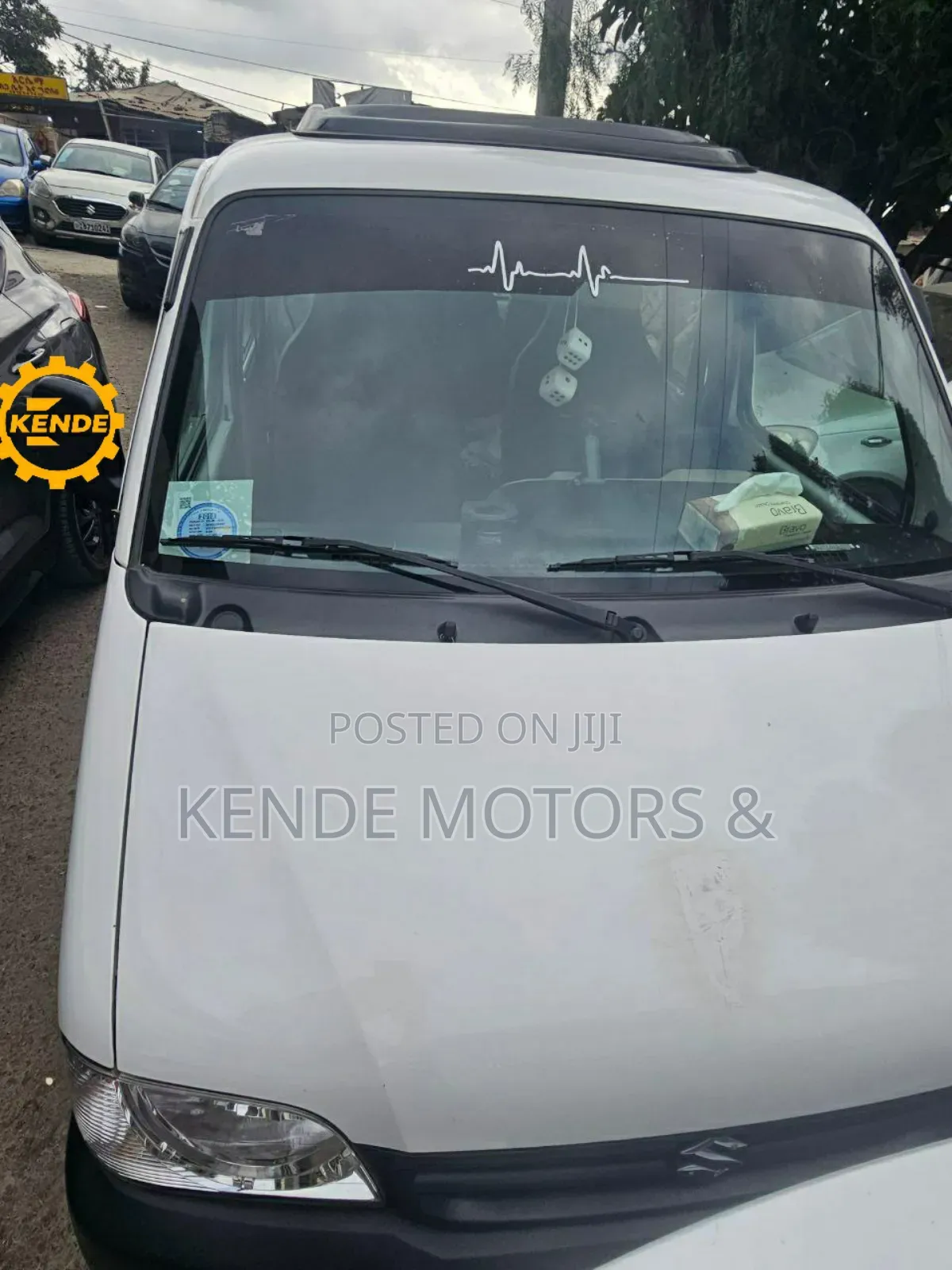 Suzuki Eeco 2024 White