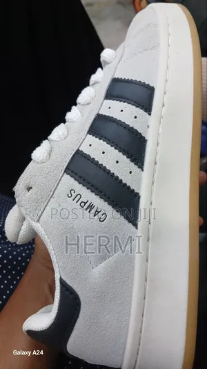 Adidas Campus 00s Sneakers.