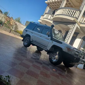 Toyota Land Cruiser HDJ 100 4.2 D 1998 White