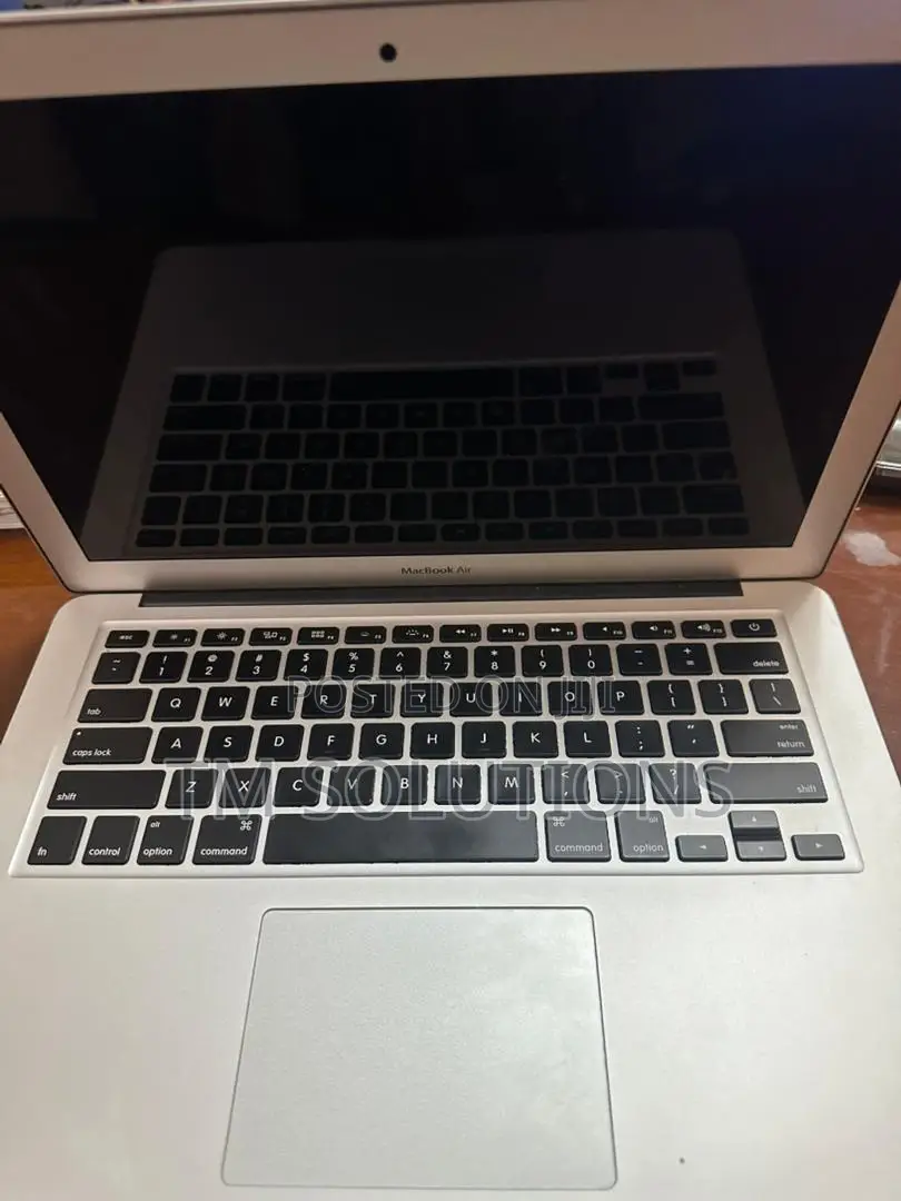 Laptop Apple MacBook Air 2015 4GB Intel Core I5 SSD 128GB