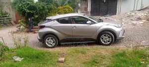 Toyota C-HR 2020 Gray