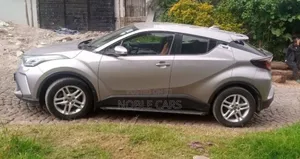 Toyota C-HR 2020 Gray
