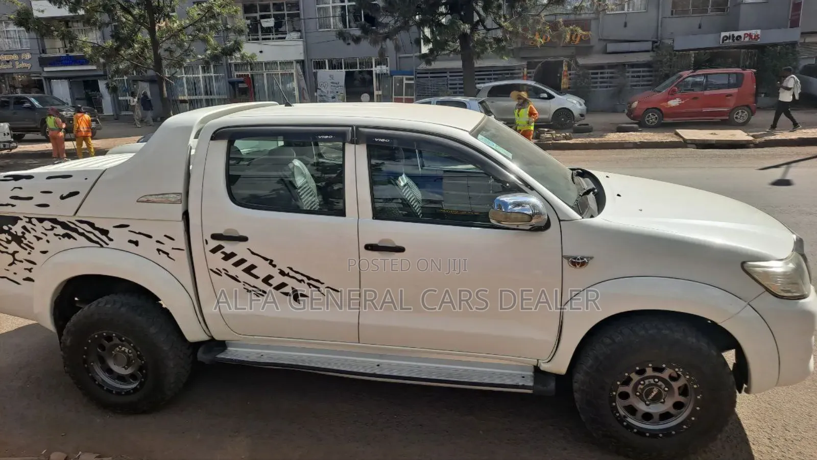 Toyota Hilux 2015 White