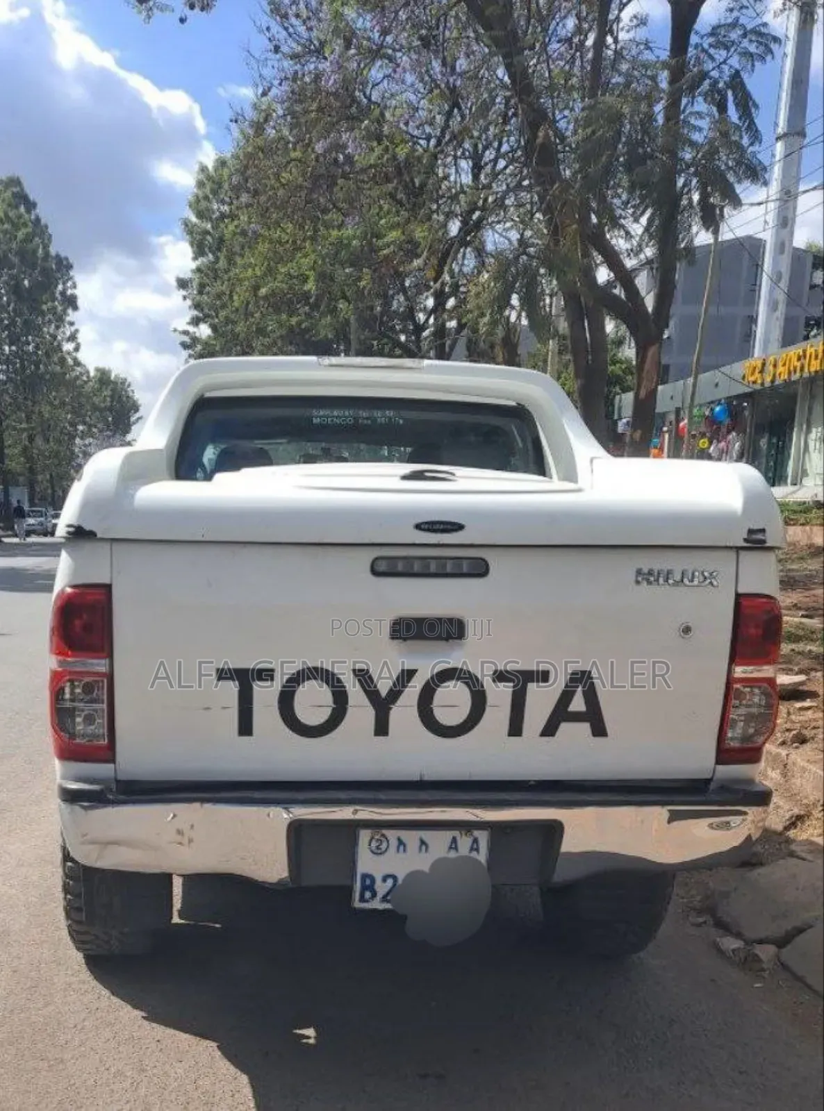 Toyota Hilux 2015 White