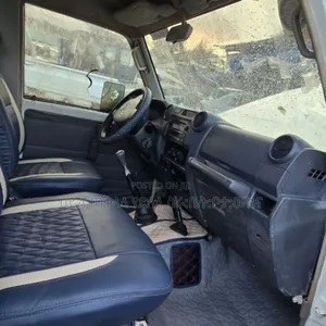 Toyota Land Cruiser 2012 White