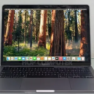 New Laptop Apple MacBook Pro 2022 M2 8GB Apple M2 SSD 256GB