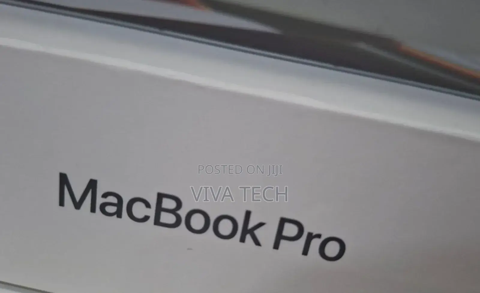 New Laptop Apple MacBook Pro 2021 M1 32GB Apple M1 Pro SSD 1T