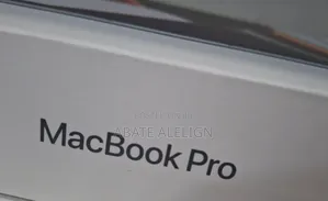 Photo - New Laptop Apple MacBook Pro 2021 M1 32GB Apple M1 Pro SSD 1T